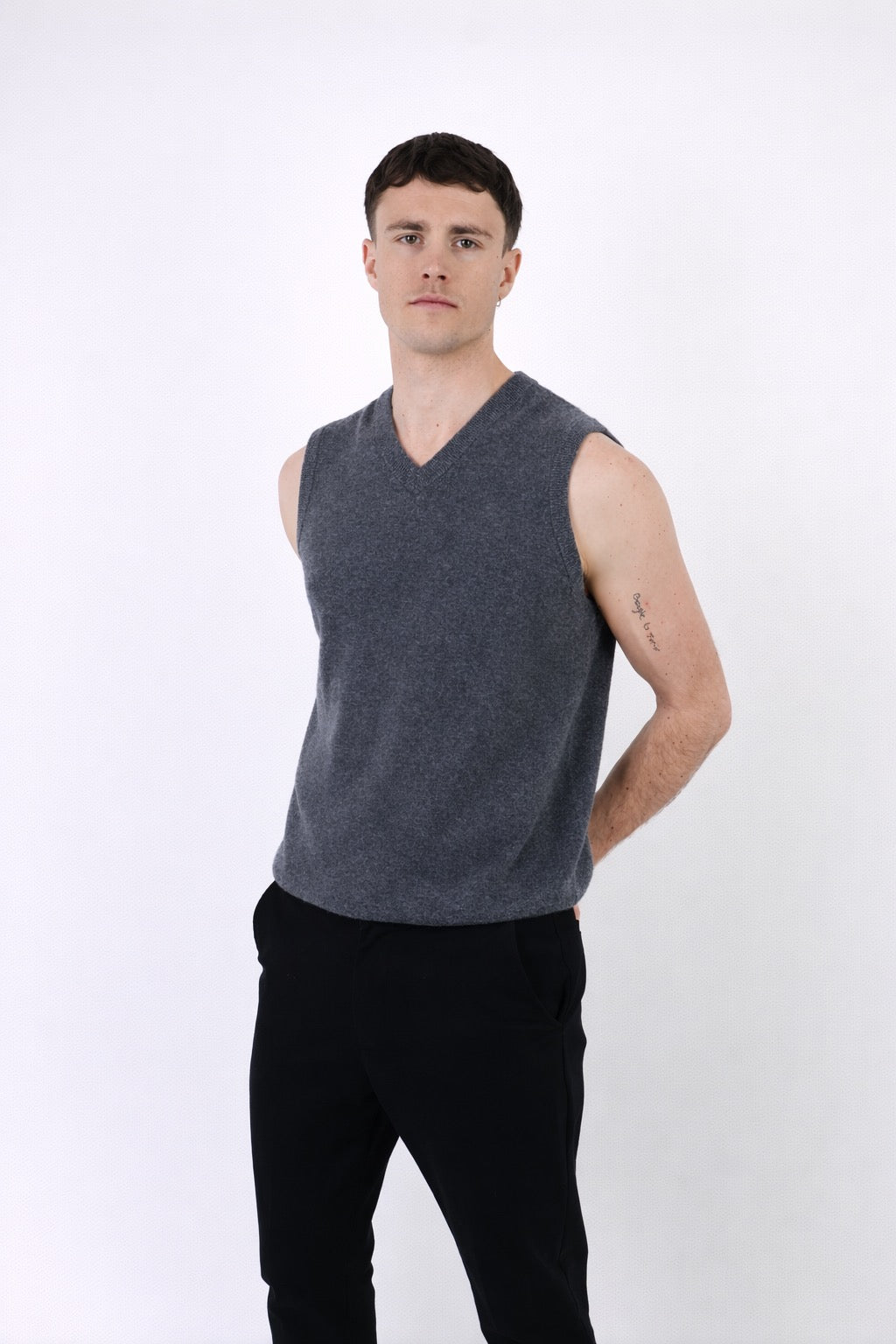 Torino | Men's Sleeveless V - Neck Vest 100% Cashmere